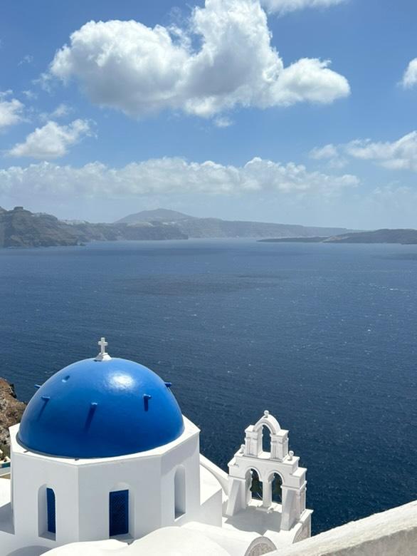 2. Santorini